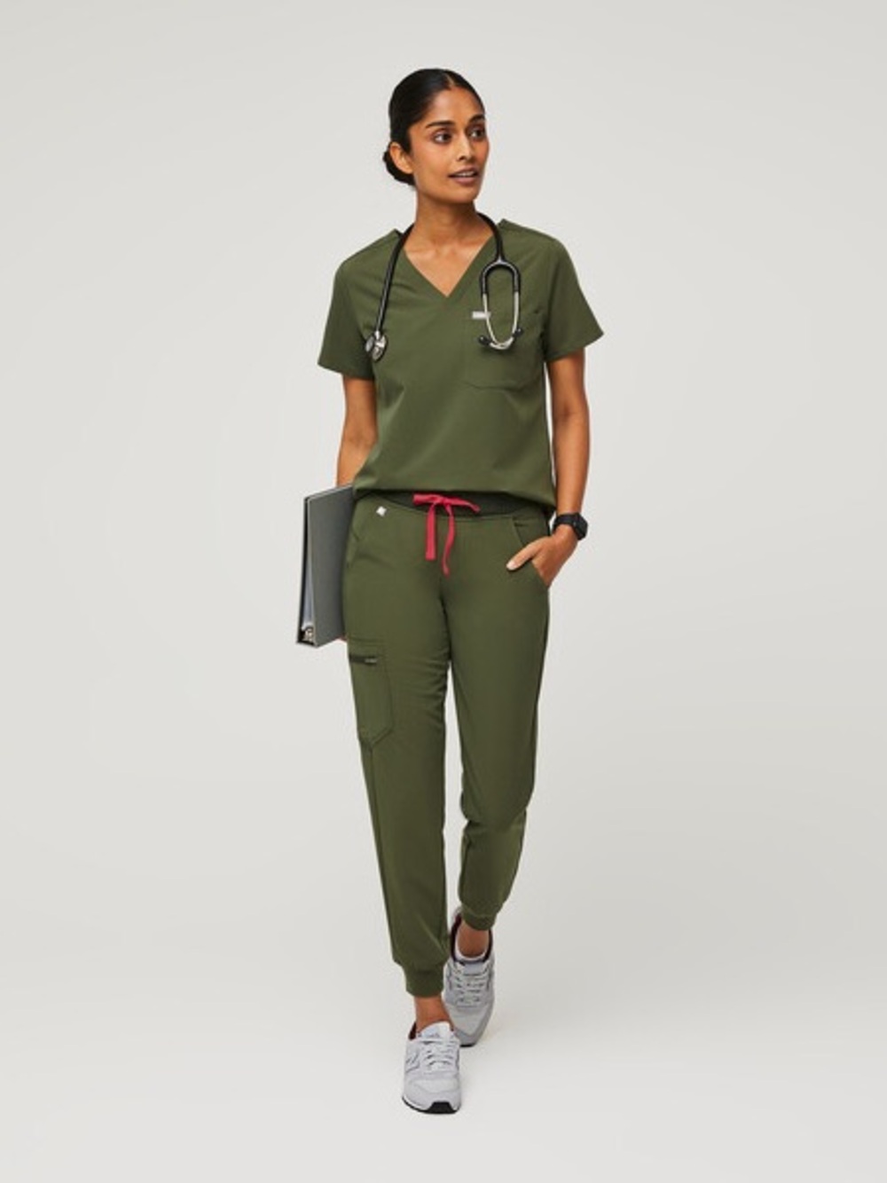 Figs Zamora Jogger Scrub Pants in Dark Olive Petite